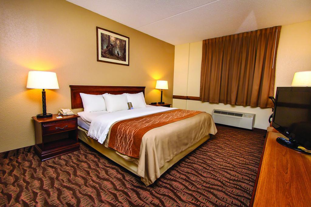 Comfort Inn & Suites Branson Meadows Kültér fotó